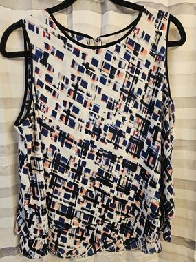 White House Black Market White, Navy & Coral Abstract Cold-Shoulder Tank